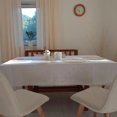 Pitypang Vendeghaz * Orfű